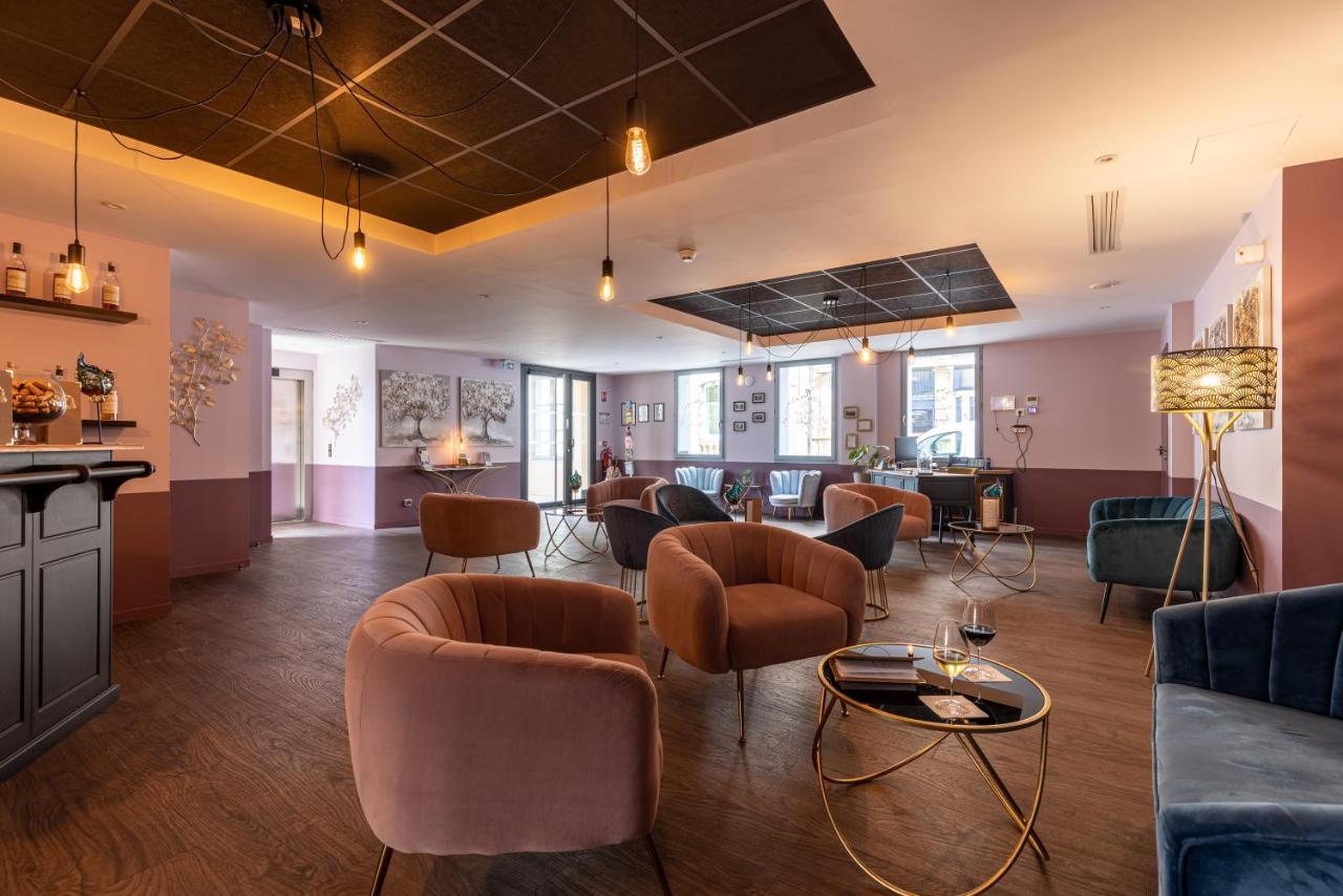 Hotel-Restaurant Des Augustins Сен-Сиприен Экстерьер фото